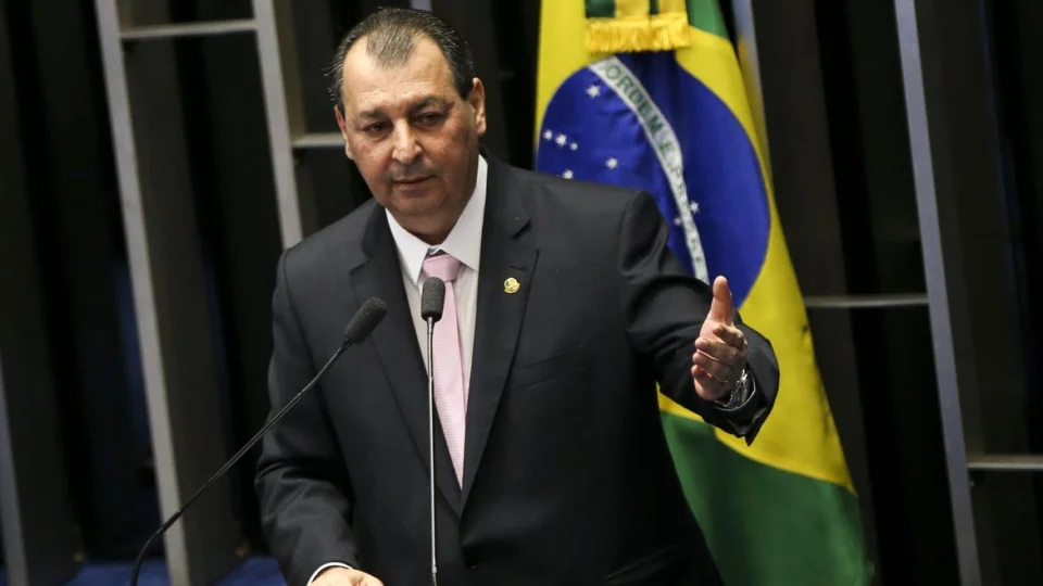 Congresso instala hoje CPMI do INSS com Omar Aziz na presidência e relatoria Bolsonarista