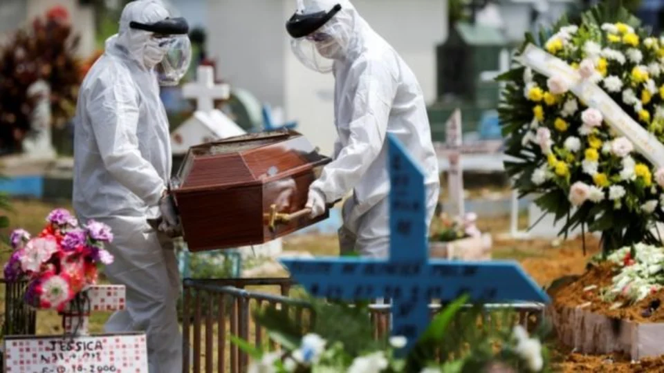 Manaus teve 7 sepultamentos de vítimas da Covid-19 nesta quarta-feira (7)