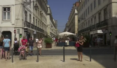 Presidente de Portugal suspende  estado de emergência por Covid-19 na sexta-feira, 30