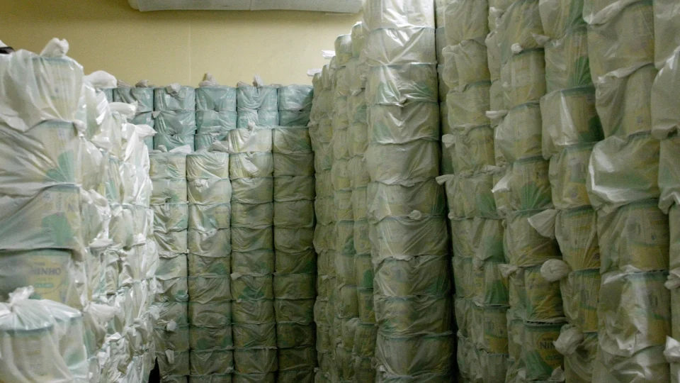 Prefeitura de Manaus regulariza entrega de composto lácteo do ‘Leite do Meu Filho’;Veja detalhes