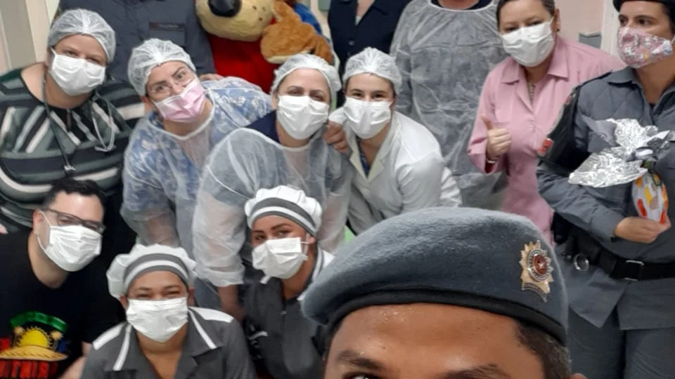 Páscoa: Polícia Militar vai distribuir ovos de chocolate para crianças hospitalizadas em Manaus