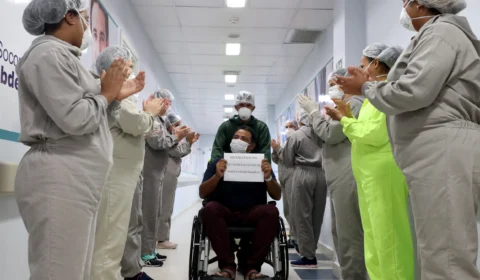 Cinco pacientes transferidos por meio da ‘Operação Gratidão’ recebem alta nesta segunda (05/04)