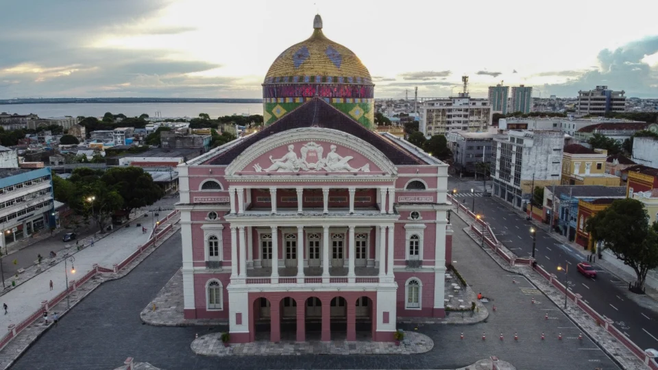 Inscrições: Governo lança edital para a criação  da identidade visual de 125 anos do Teatro Amazonas