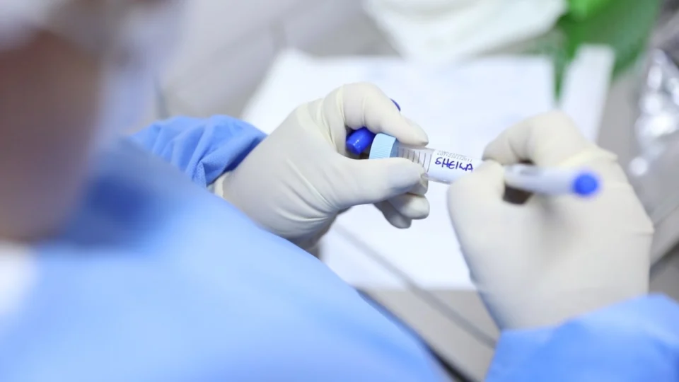 Governo do Amazonas intensifica testagem para Covid-19 na rede estadual