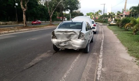 veja vídeo: Motorista de Aplicativo dorme ao volante e sofre acidente na Avenida do Turismo
