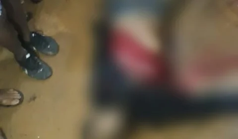 Homem é assassinado e jogado em fossa no Município de Codajás; Veja vídeo