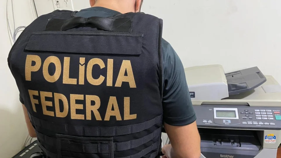 Veja vídeos da operação ÍNVIO