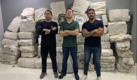 Policiais civis são presos suspeitos de envolvimento com o tráfico de drogas em Manaus