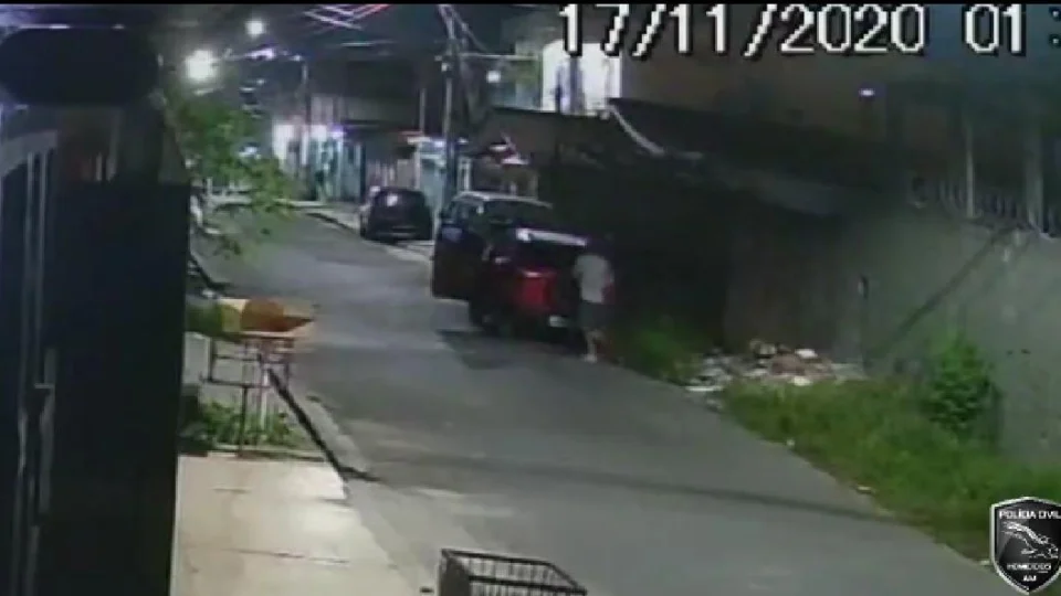 Com vídeo;PC-AM pede colaboração para divulgar imagem de homem suspeito de matar mulher no Jorge Teixeira