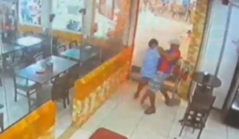 Homem  assalta em mercadinho e acaba sendo atacado por mulher com suposto instrumento cortante; Veja vídeo