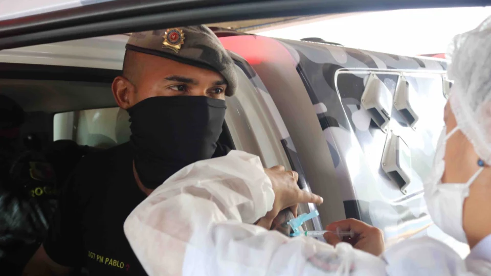 Covid-19: Imunização de agentes da segurança já atingiu 80,7% da meta