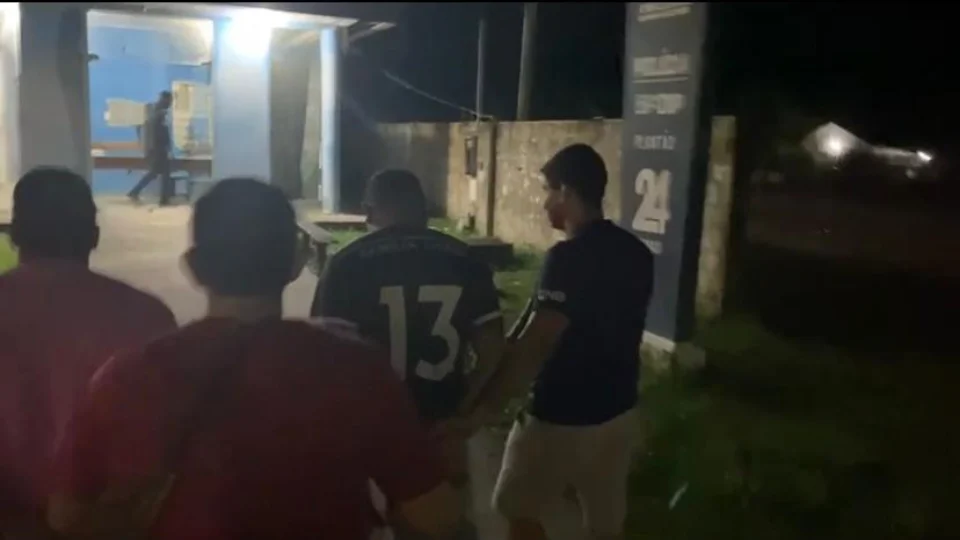 Veja vídeos: dupla é presa próximo ao Município de Japurá por estelionato com aproximadamente 200 vítimas