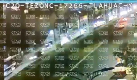 Veja o momento em que Trem desaba de viaduto e mata ao menos 23 pessoas no México