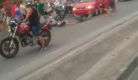 Veja o momento em que ladrão é espancado por populares na AV. Torquato Tapajós; Veja vídeo