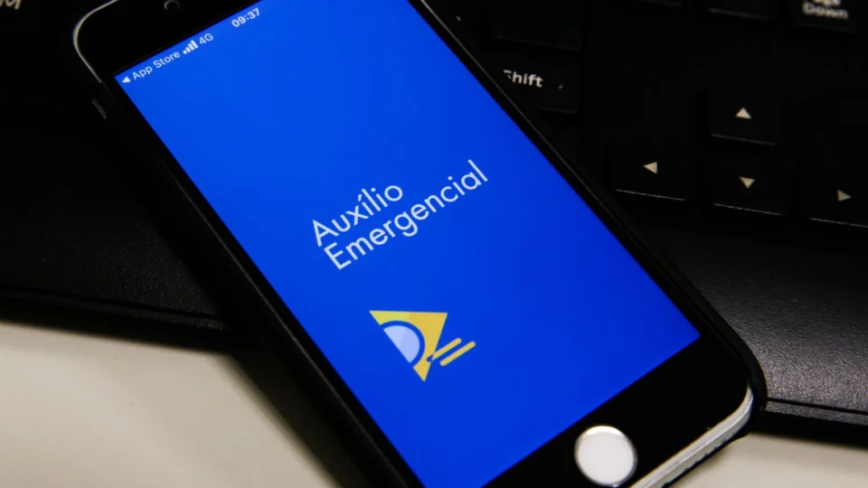 Novo grupo recebe hoje, 18 auxílio emergencial; Veja calendário da segunda parcela