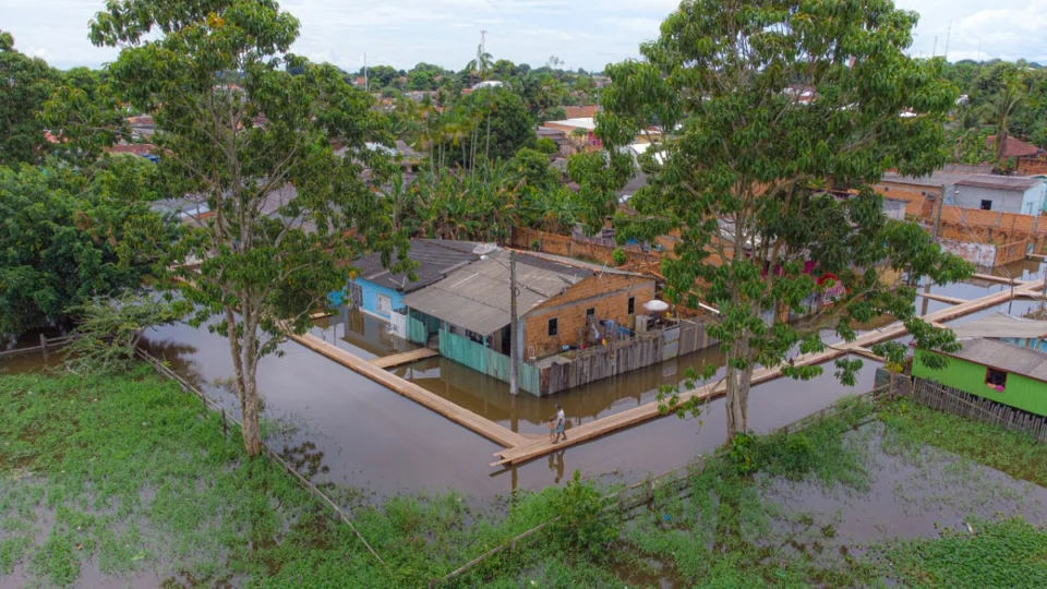 Rio Negro em Manaus pode chegar até 27,14 metros, afirma Serviço Geológico do Brasil