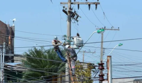 Bairros de Manaus ficam sem energia nesta segunda-feira