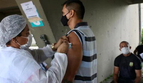 Manaus disponibiliza 75 pontos de vacinação contra a Covid-19 a partir desta quarta