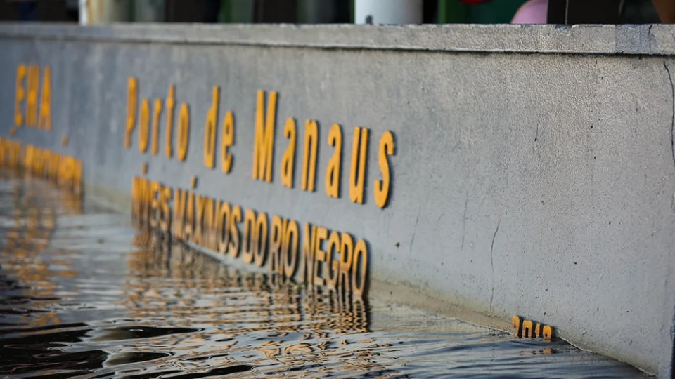 Em cheia histórica, Rio Nego chega aos 30m e alcança a ‘enchente impossível’, segundo Engenharia