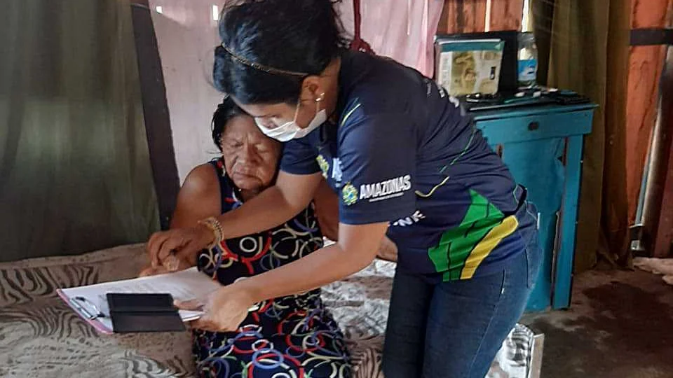 Governo do Amazonas já iniciou a distribuição dos cartões do Auxílio Enchente em Parintins