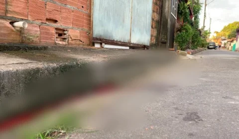 Vídeo;“Bocão” é assassinado com 14 tiros por suposta dívida em aberta no tráfico de drogas na zona Leste de Manaus