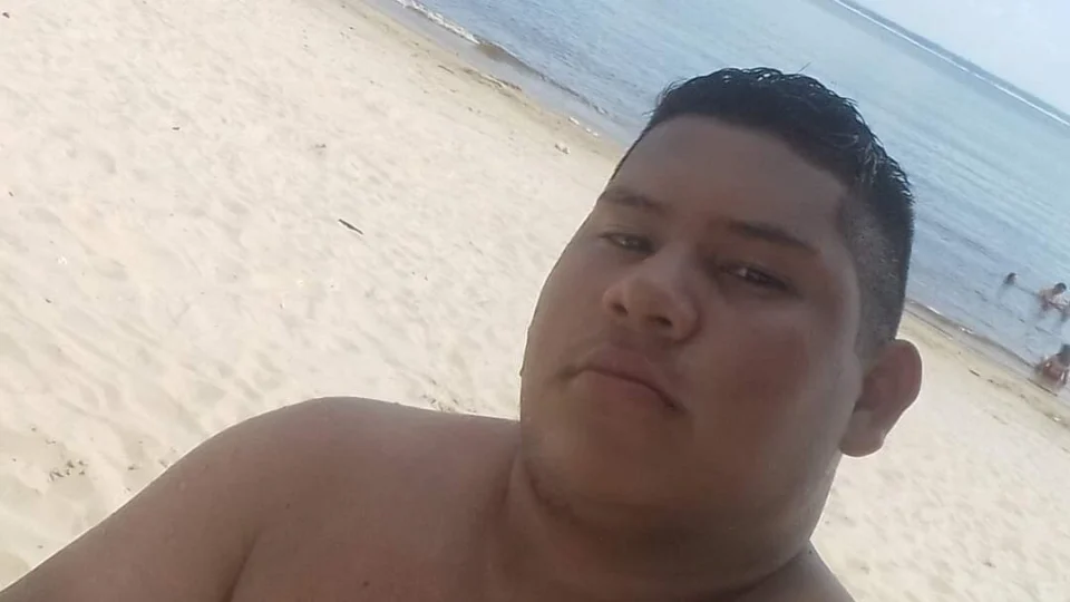 Veja vídeo: Homem é alvejado com pelo menos 10 tiros no bairro Aparecida, zona Sul de Manaus