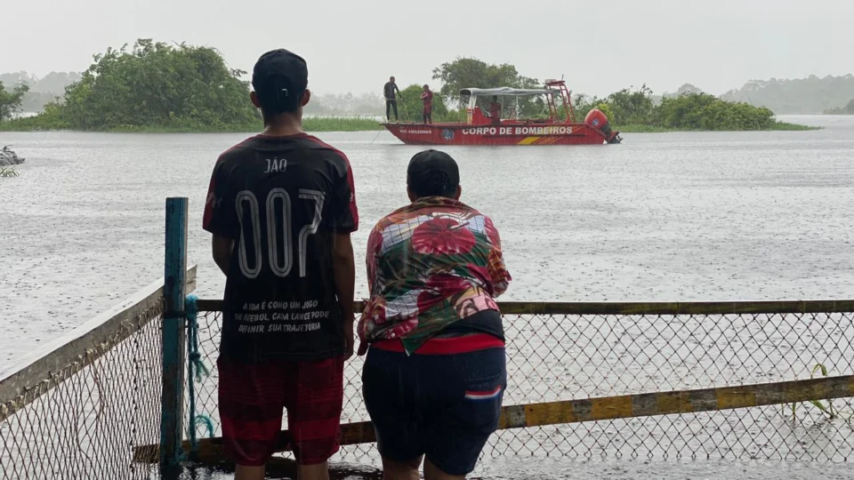 Corpo de mulher desaparecida em rio no Puraquequara após mergulhar é encontrado nesta quarta (16)