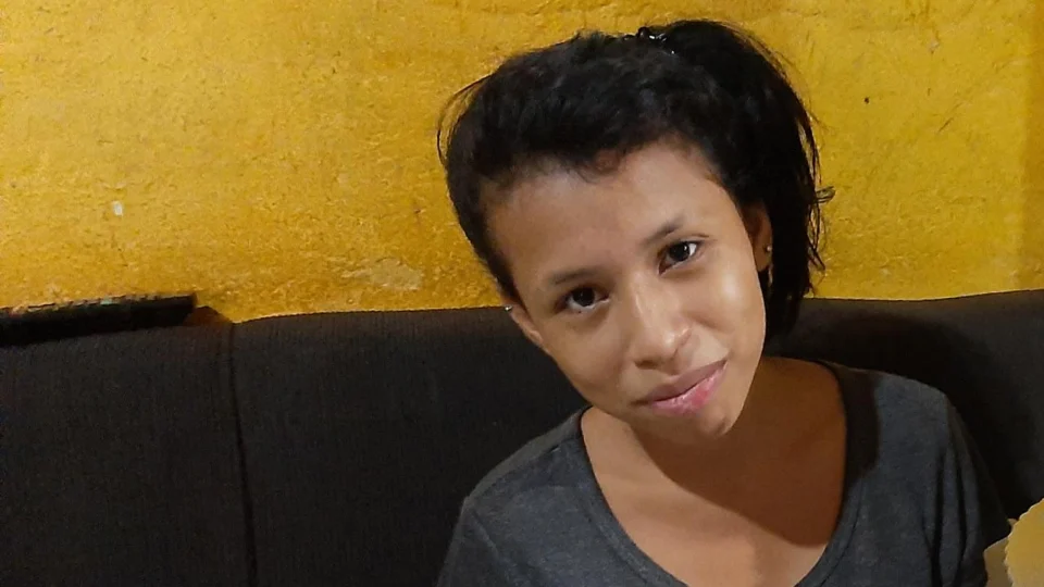 Familiares pedem ajuda para localizar adolescente desaparecida em Manaus