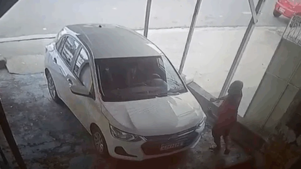 Veja vídeo;Motorista de aplicativo é agredida/torturada e está sob ameaça de ex-namorado