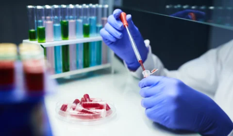 Amazonas registra 585 novos casos da Covid-19 nas últimas 24h, segundo boletim da FVS-AM