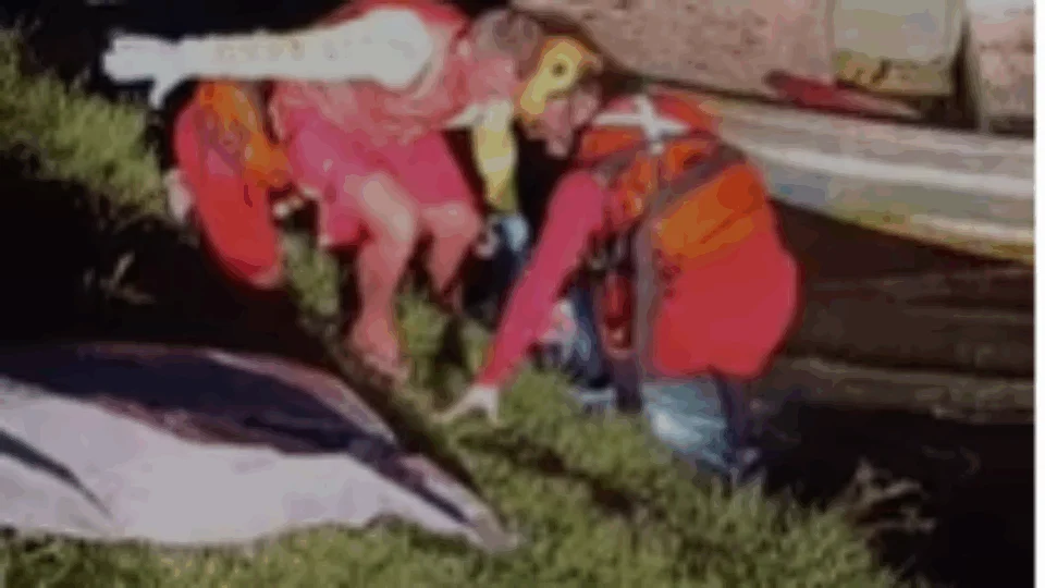 Vídeo do encontro de corpo de adolescente afogado em igarapé no Santo Antônio