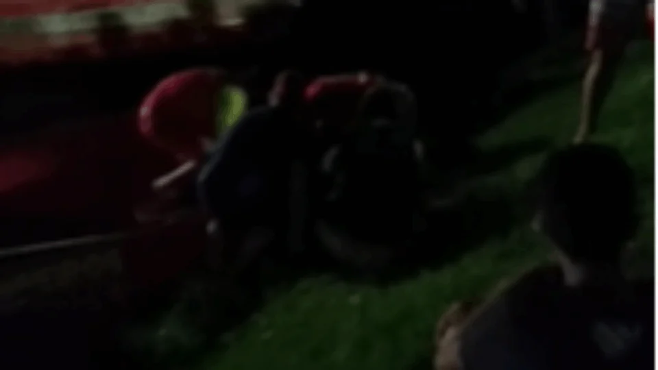 Vídeos do encontro de corpo de adolescente desaparecido em igarapé na av. Brasil