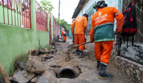Prefeitura recupera rede de drenagem profunda na zona Leste de Manaus