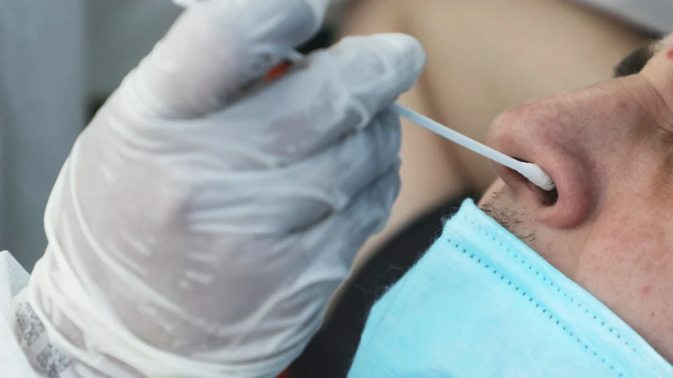 FVS-AM registra 221 novos casos de Covid-19 e 5 mortes pela doença em 24 horas; Veja detalhes