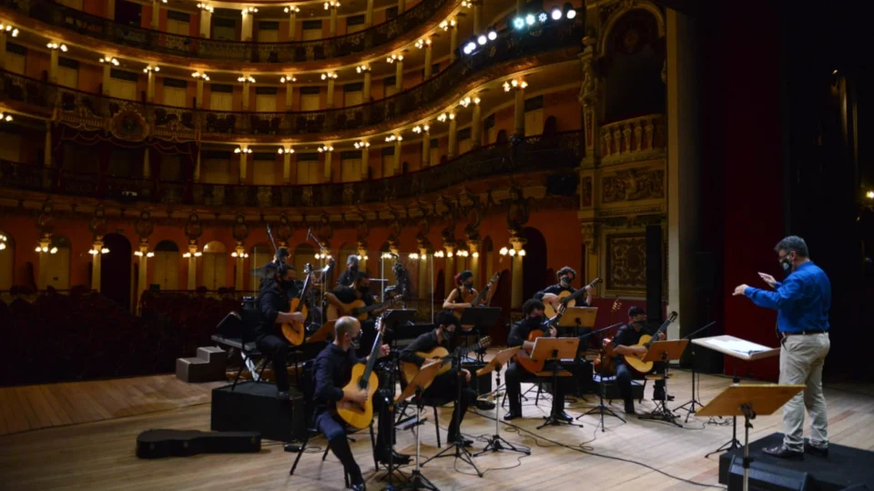 Teatro Amazonas recebe público para espetáculos a partir de terça-feira (20/07)