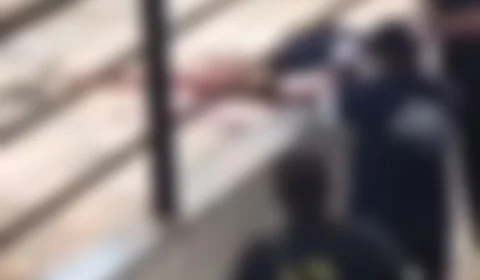 Veja vídeo; Homem tem corpo partido ao meio após se jogar do 15º andar de um prédio