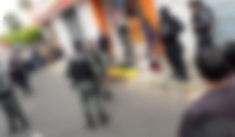 Vídeo mostra momento em que dois homens são executados com tiro na cabeça em via pública