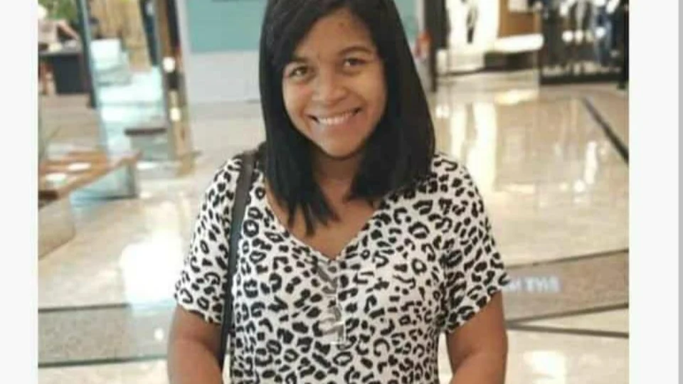 Mulher com depressão pós-parto desaparece e família pede ajuda para encontrá-la