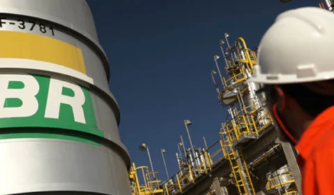Lucro da Petrobras cai mais de 60 bi no governo Lula