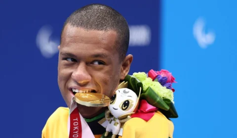 Brasil leva mais dois Ouros e um Bronze na natação em Tóquio