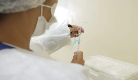 Manaus terá 29 pontos de vacinação contra a Covid-19 nesta sexta-feira (06)