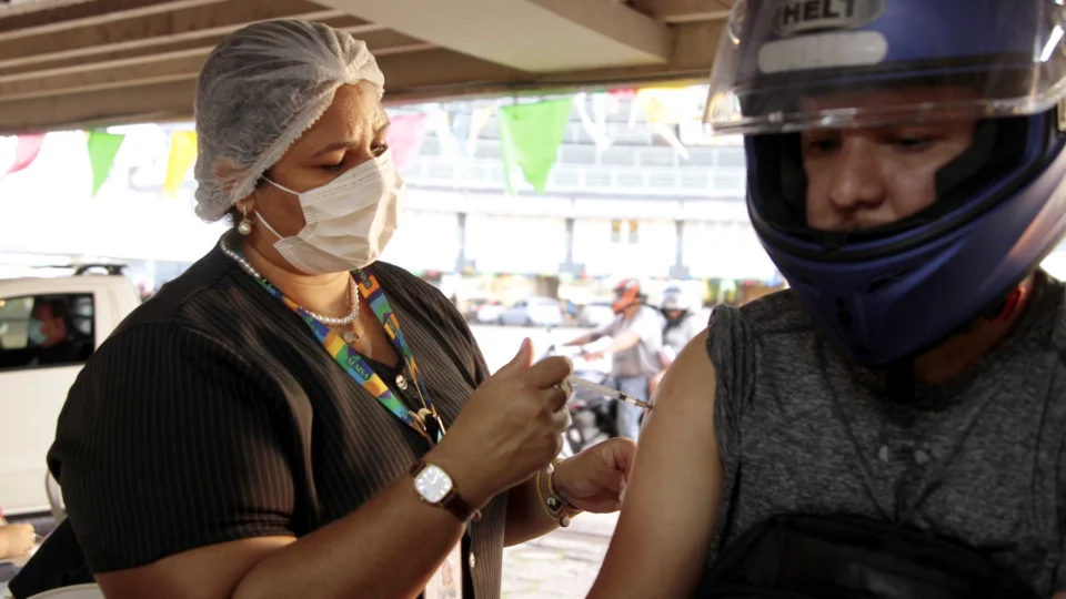 Mais de 80 de pontos de vacinação contra a Covid-19 estão disponíveis nesta semana