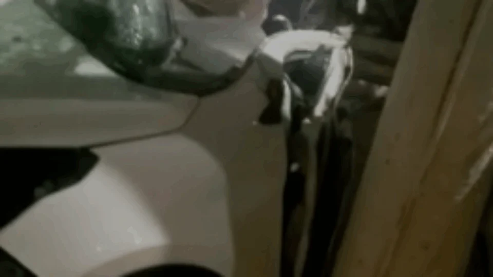 Veja vídeo; Jogador de Futebol Juvenil morre ao bater contra poste na Ponta Negra