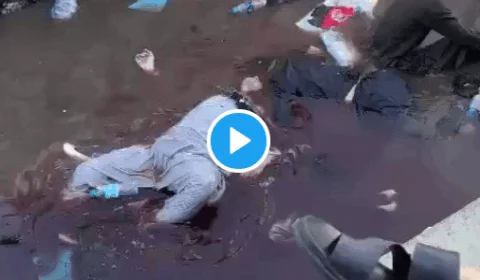 Vídeos horripilantes de mortos em explosão em Cabul, Afeganistão