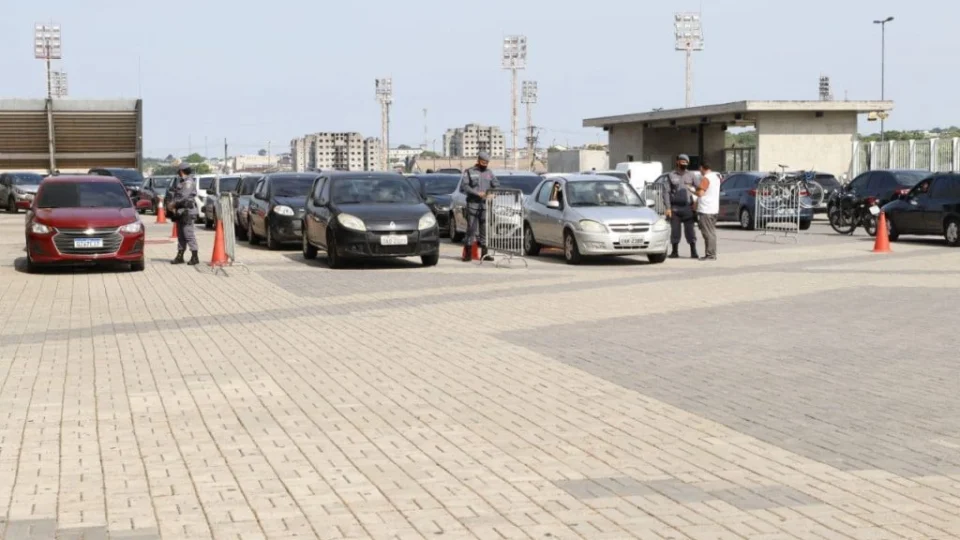 Mutirão de 33 horas é iniciado e conta com estrutura completa em três grandes pontos de Manaus – Confira