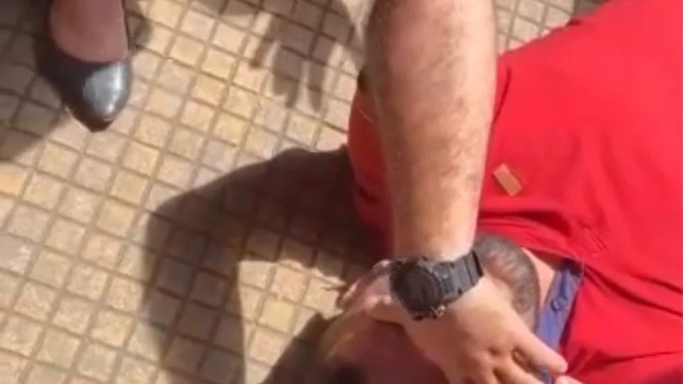 Homem é baleado durante assalto no centro de Manaus; Veja vídeos