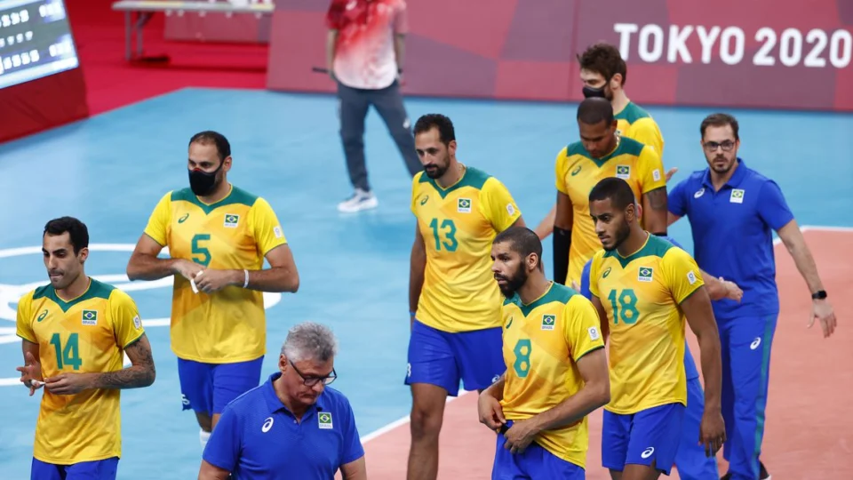 Vôlei: Brasil perde para Comitê Russo e se despede da briga pelo ouro