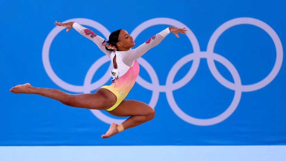 Jogos Olímpicos: Rebeca Andrade será porta-bandeira do Brasil no encerramento