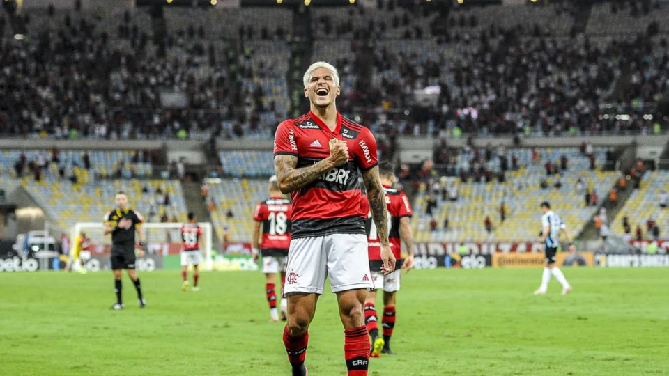 Flamengo derrota Grêmio e avança na Copa do Brasil