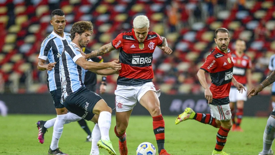 Flamengo volta a receber Grêmio no Maracanã, desta vez pelo Brasileiro
